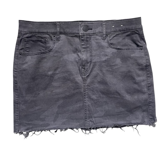 Express Charcoal stretch straight mini mid rise camo Denim Skirt - Picture 1 of 6
